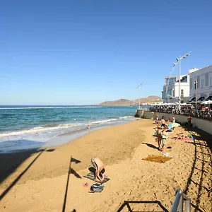 https://encanto-playa-chica.in-canary-islands.com
