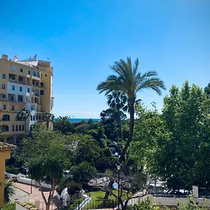 Apartamento Luminoso En Cabopino, Marbella