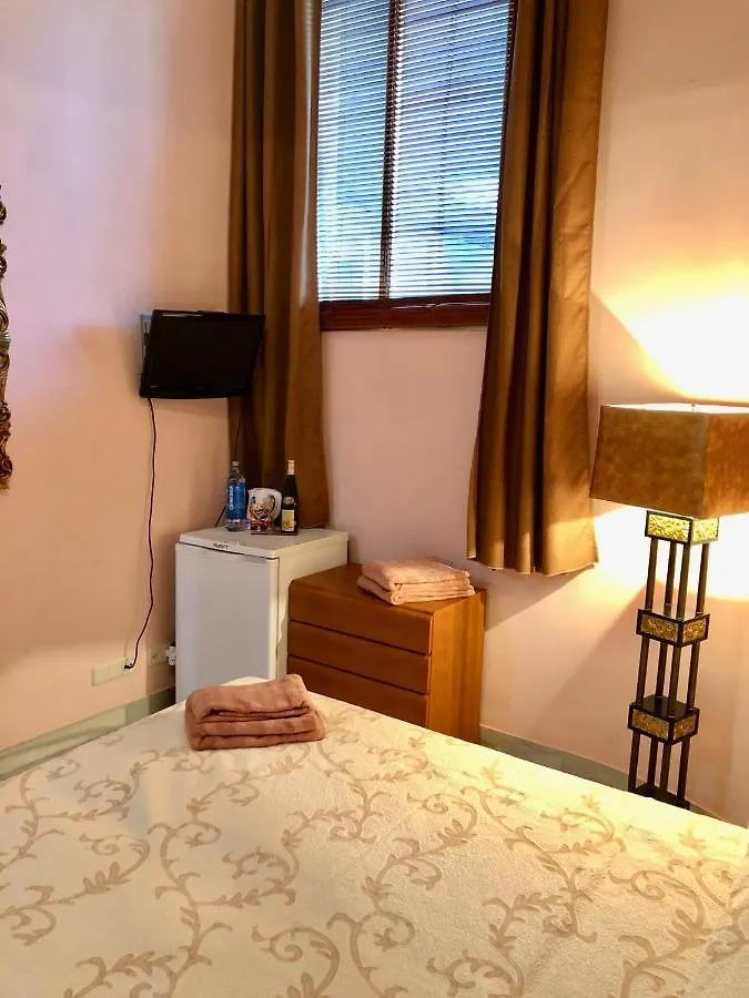 Apartment Ferienwohnung Puerto Banus .,Gray De'Albion Marbella